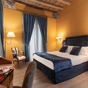 Guest house Palazzo Arone Dei Baroni Di Valentino